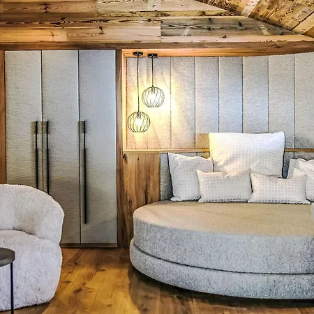 Semesterbostad The Peak By Interhome Sölden